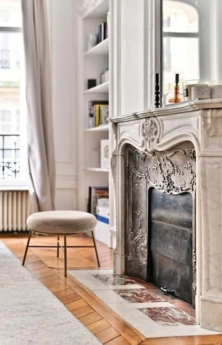 Haussmannien 17eme Arrondissement Paris
