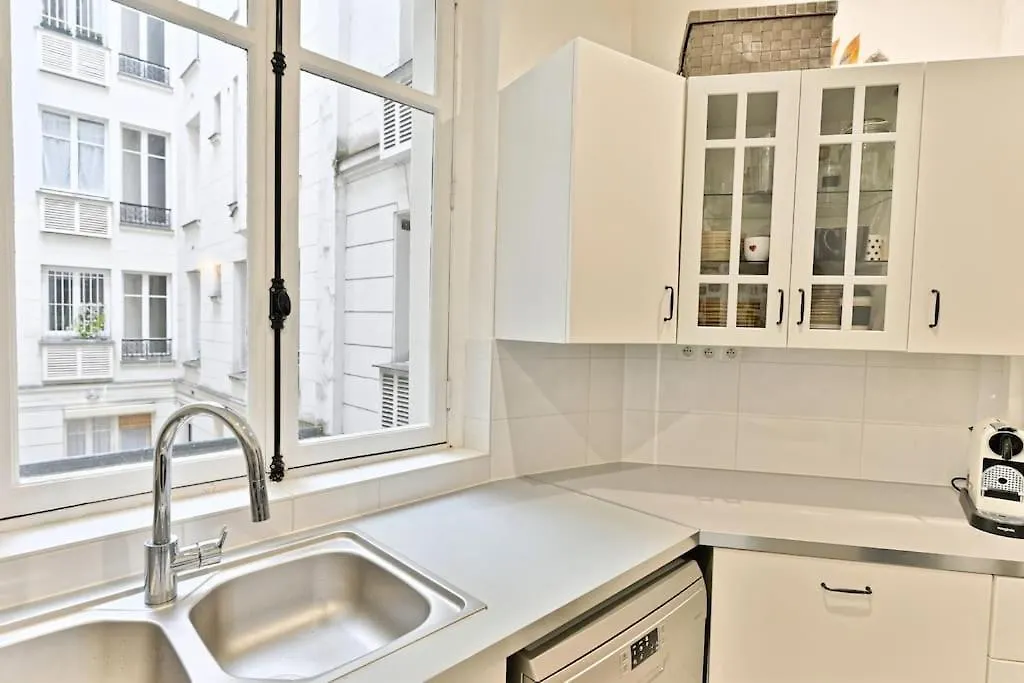 Apartment Haussmannien 17eme Arrondissement *