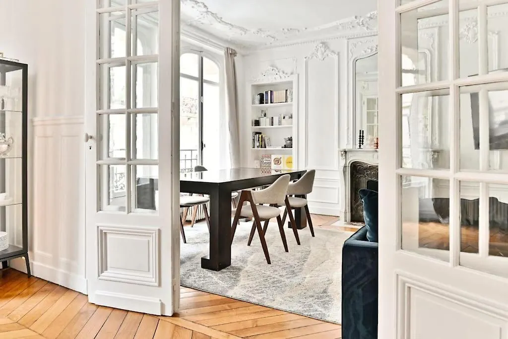 Haussmannien 17eme Arrondissement Apartment Paris